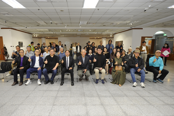 齒輪就是我的臉-洪龍木個展圖片