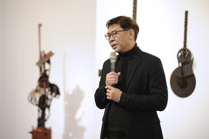 2025/3/7齒輪就是我的臉 洪龍木個展圖片