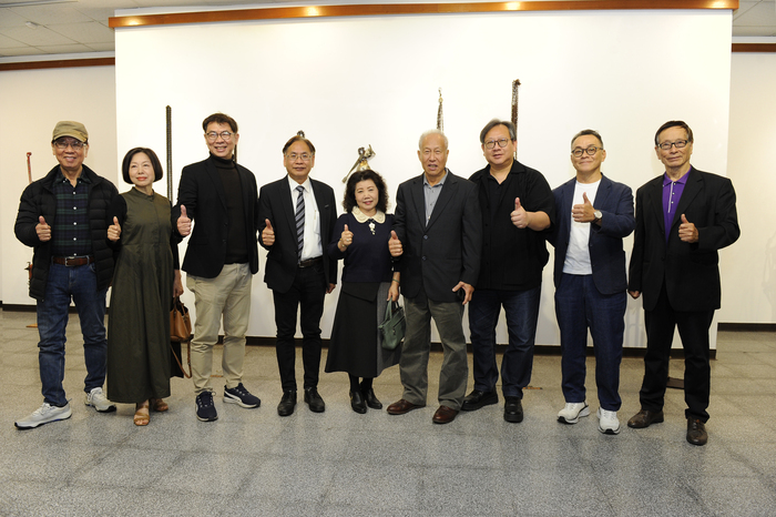 2025/3/7齒輪就是我的臉 洪龍木個展圖片