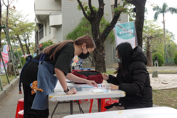 2025/3/19 街頭音樂會X手沖咖啡體驗活動X趣味夜燈彩繪DIY活動圖片