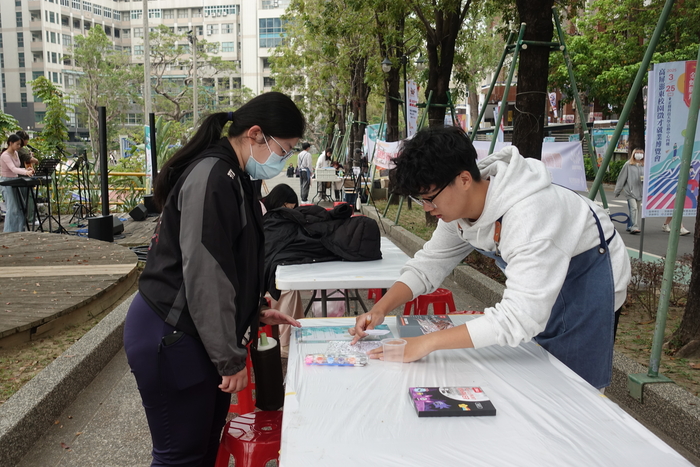 2025/3/19 街頭音樂會X手沖咖啡體驗活動X趣味夜燈彩繪DIY活動圖片