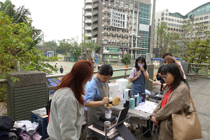 2025/3/19 街頭音樂會X手沖咖啡體驗活動X趣味夜燈彩繪DIY活動圖片