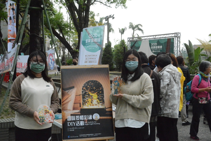 2025/3/19 街頭音樂會X手沖咖啡體驗活動X趣味夜燈彩繪DIY活動圖片