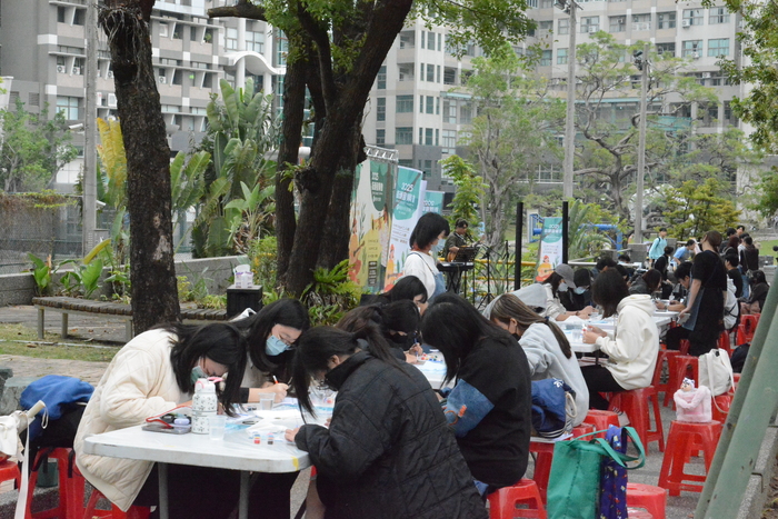 2025/3/19 街頭音樂會X手沖咖啡體驗活動X趣味夜燈彩繪DIY活動圖片