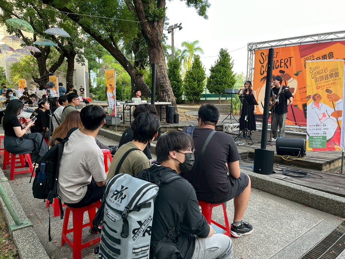 2025/10/29街頭音樂會X「傘不住的創意」雨傘塗鴉X手沖咖啡體驗活動圖片