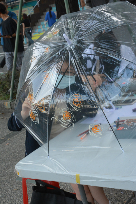 2025/10/29街頭音樂會X「傘不住的創意」雨傘塗鴉X手沖咖啡體驗活動圖片