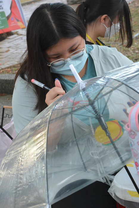 2025/10/29街頭音樂會X「傘不住的創意」雨傘塗鴉X手沖咖啡體驗活動圖片