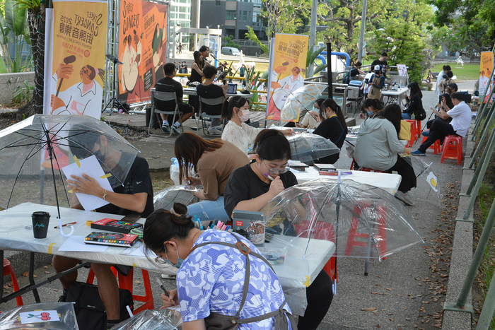 2025/10/29街頭音樂會X「傘不住的創意」雨傘塗鴉X手沖咖啡體驗活動圖片