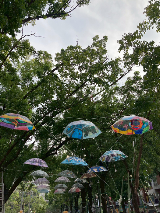 2025/10/29街頭音樂會X「傘不住的創意」雨傘塗鴉X手沖咖啡體驗活動圖片