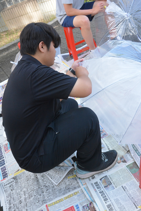 2025/10/29街頭音樂會X「傘不住的創意」雨傘塗鴉X手沖咖啡體驗活動圖片