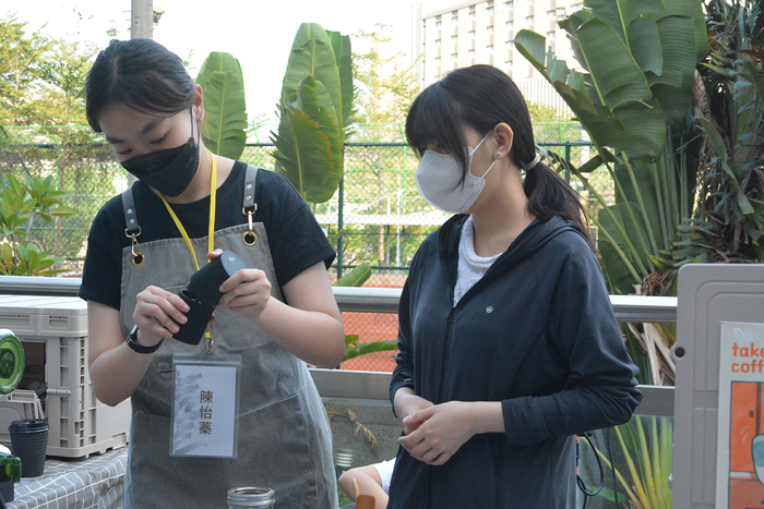 2025/10/29街頭音樂會X「傘不住的創意」雨傘塗鴉X手沖咖啡體驗活動圖片