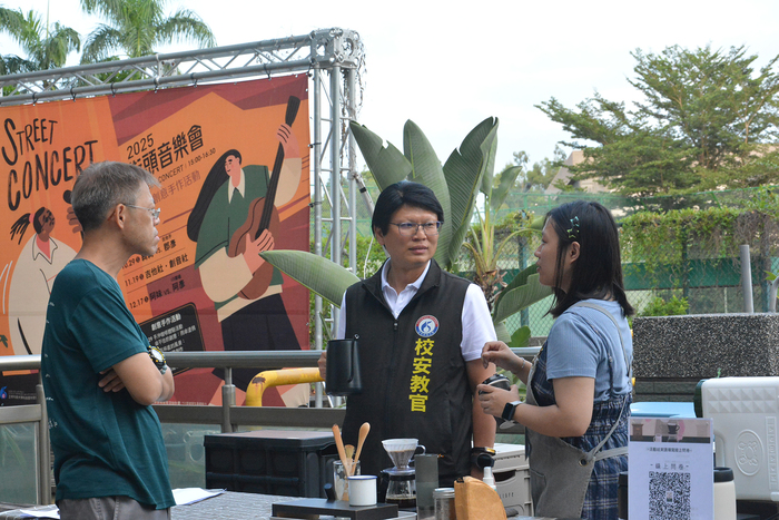 2025/10/29街頭音樂會X「傘不住的創意」雨傘塗鴉X手沖咖啡體驗活動圖片