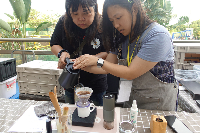 2025/10/29街頭音樂會X「傘不住的創意」雨傘塗鴉X手沖咖啡體驗活動圖片