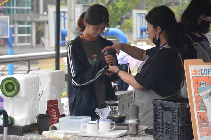 2026/4/1 浮影流光：水拓印染藝術扇創作DIY圖片