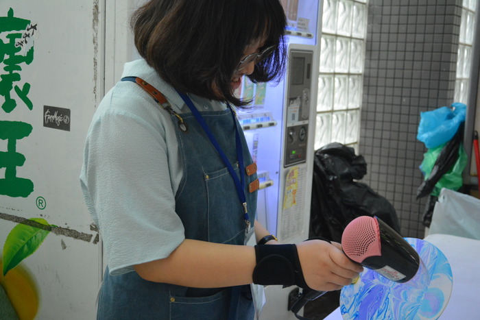 2026/4/1 浮影流光：水拓印染藝術扇創作DIY圖片