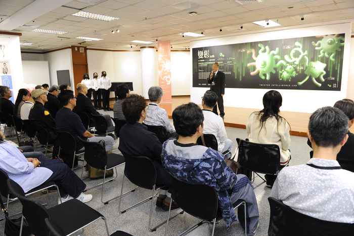 2026/4/17正修科技大學視覺傳達設計系畢業展《變態LAB》圖片