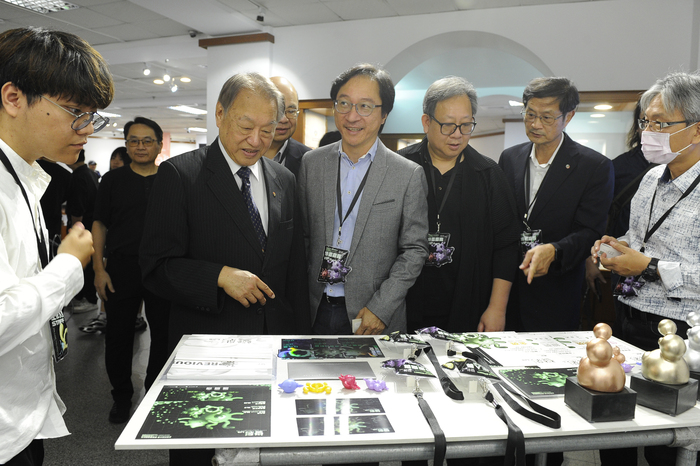 2026/4/17正修科技大學視覺傳達設計系畢業展《變態LAB》圖片