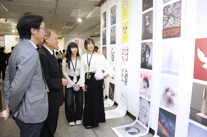2026/4/17正修科技大學視覺傳達設計系畢業展《變態LAB》圖片