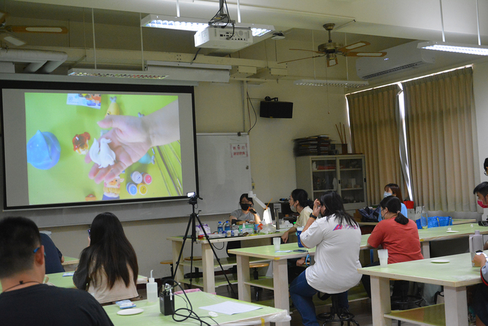 2025/10/8、10/12-手作上色日-打造你的專屬公仔角色圖片