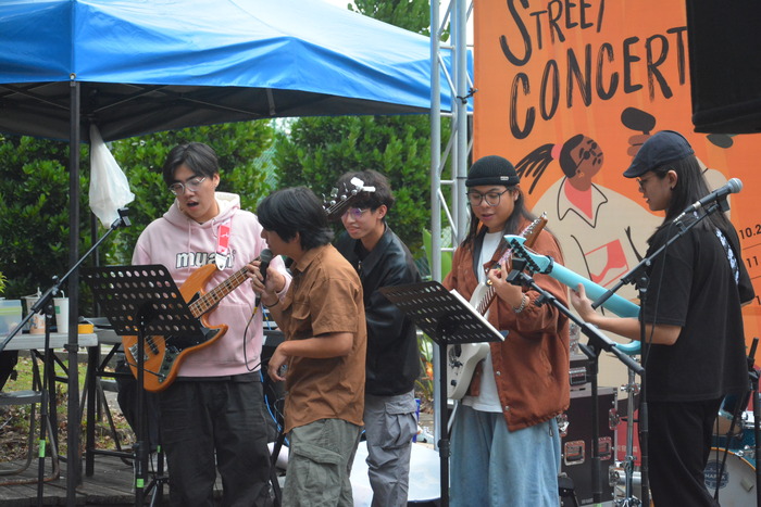 20251119-街頭音樂會-弦舞吉他社 × 創音社X手沖咖啡體驗活動X插畫風杯墊創作圖片