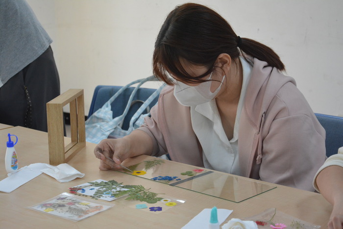 2026/4/22「時光凝花」壓花告示牌手作體驗圖片