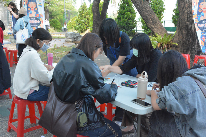 2026/3/11校園街頭音樂會X多巴胺製造所：手繪熱縮片吊飾X咖啡手沖體驗圖片