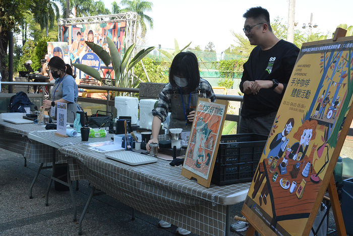 2026/3/11校園街頭音樂會X多巴胺製造所：手繪熱縮片吊飾X咖啡手沖體驗圖片