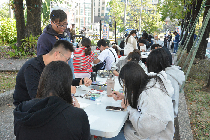 2026/3/11校園街頭音樂會X多巴胺製造所：手繪熱縮片吊飾X咖啡手沖體驗圖片